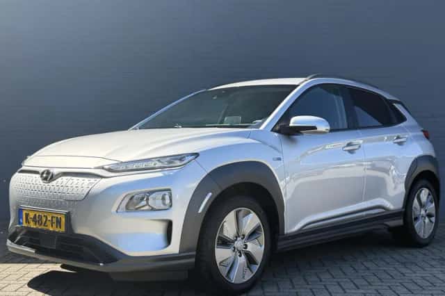 Hyundai Kona (2020) thumbnail 2