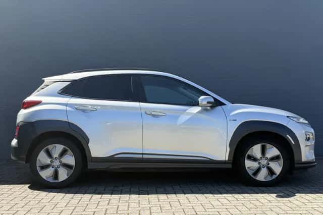 Hyundai Kona (2020) thumbnail 5