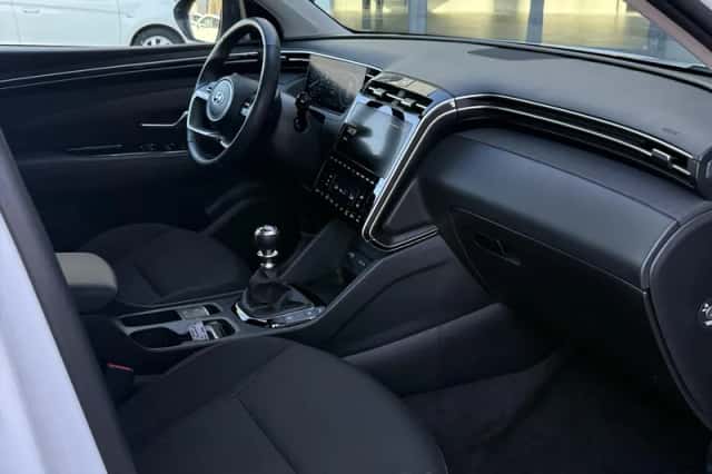 Hyundai Tucson (2022) thumbnail 13