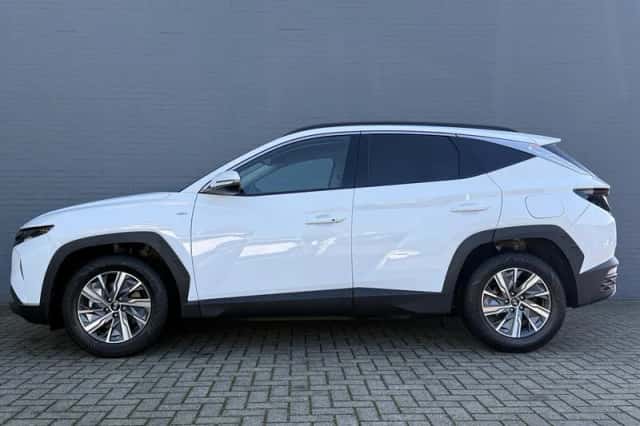 Hyundai Tucson (2022) thumbnail 9