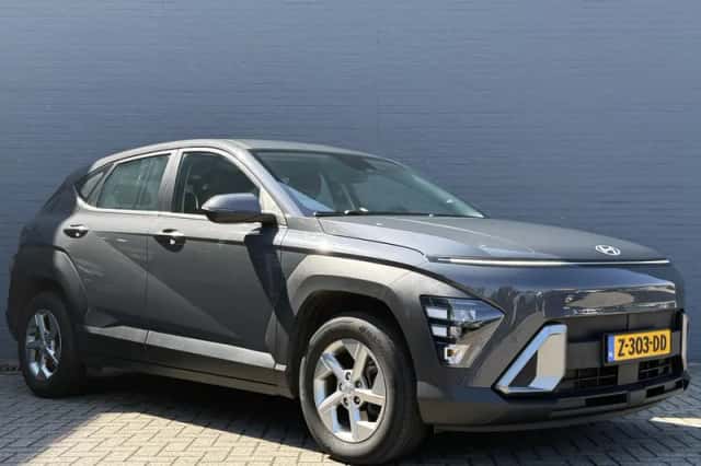 Hyundai Kona (2024) thumbnail 4