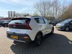 Hyundai Bayon (2023) thumbnail 3