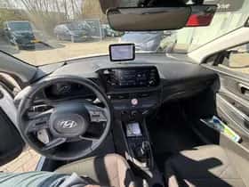 Hyundai Bayon (2023) thumbnail 6