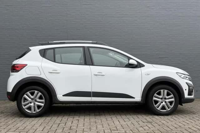 Dacia Sandero (2022) thumbnail 5