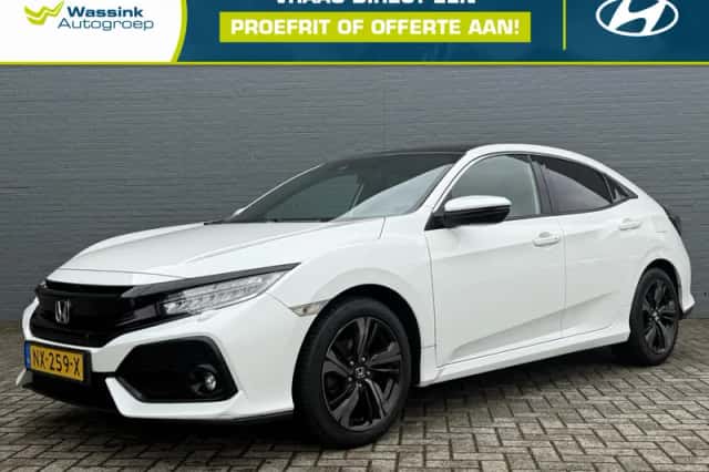Honda Civic (2017) thumbnail 1