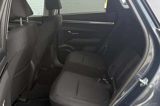 Hyundai Tucson (2022) thumbnail 15