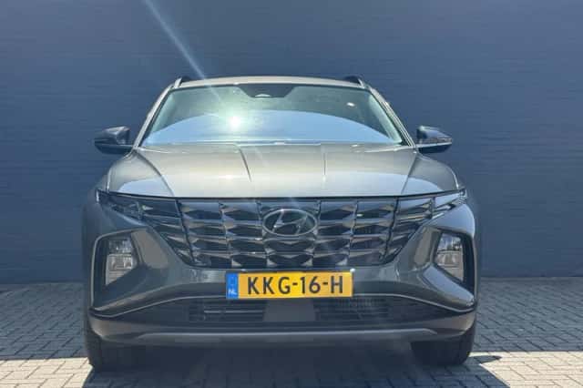 Hyundai Tucson (2024) thumbnail 3
