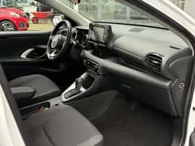Toyota Yaris (2020) thumbnail 14