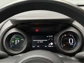 Toyota Yaris (2020) thumbnail 20