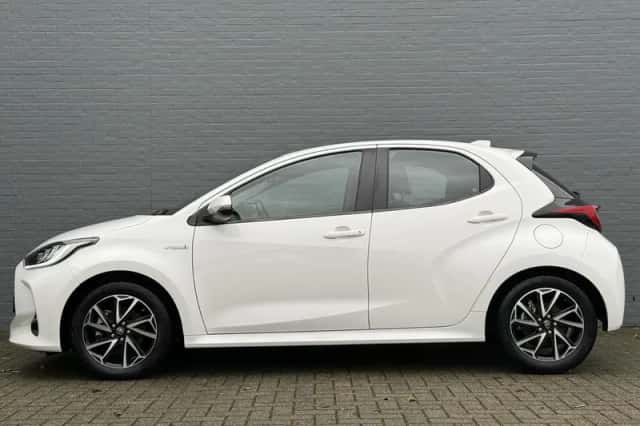 Toyota Yaris (2020) thumbnail 9