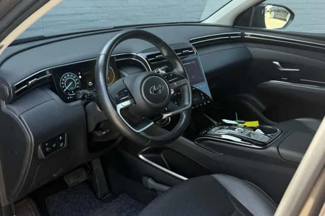Hyundai Tucson (2022) thumbnail 11