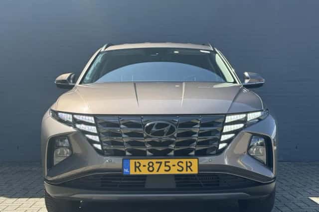 Hyundai Tucson (2022) thumbnail 3