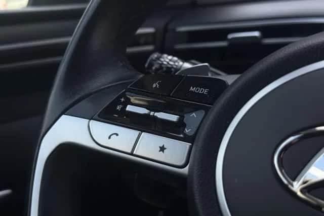Hyundai Tucson (2022) thumbnail 22