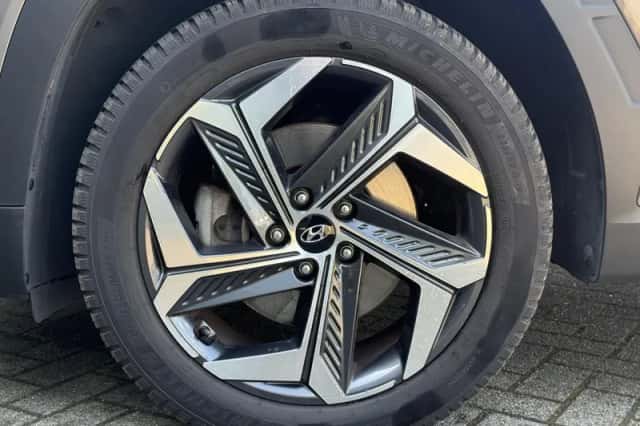 Hyundai Tucson (2022) thumbnail 10
