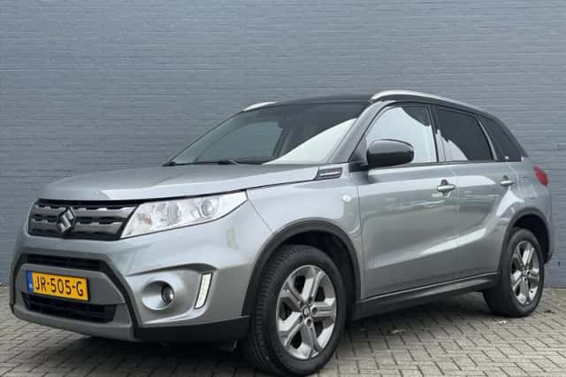 Suzuki Vitara (2016) thumbnail 2