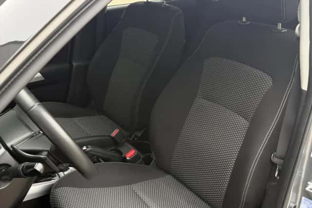 Suzuki Vitara (2016) thumbnail 12