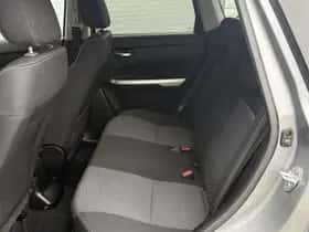 Suzuki Vitara (2016) thumbnail 15
