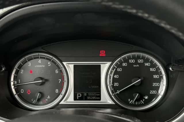 Suzuki Vitara (2016) thumbnail 19