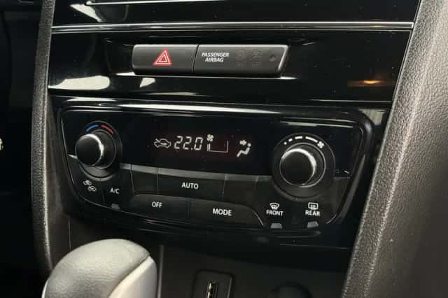Suzuki Vitara (2016) thumbnail 27