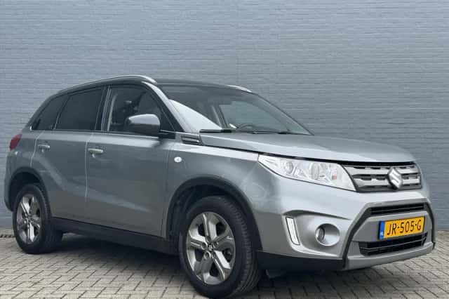 Suzuki Vitara (2016) thumbnail 4