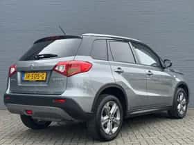 Suzuki Vitara (2016) thumbnail 6