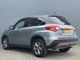 Suzuki Vitara (2016) thumbnail 8