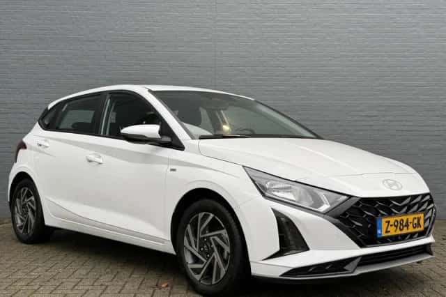 Hyundai i20 (2024) thumbnail 4