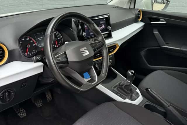 SEAT Arona (2022) thumbnail 11