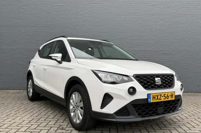 SEAT Arona (2022) thumbnail 5