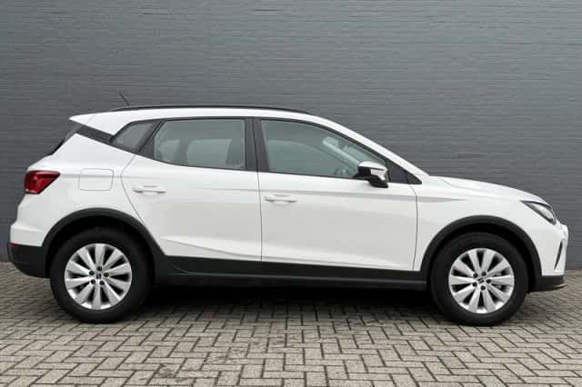 SEAT Arona (2022) thumbnail 6