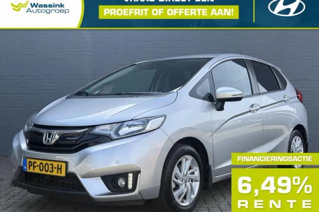 Honda Jazz (2016) thumbnail 1