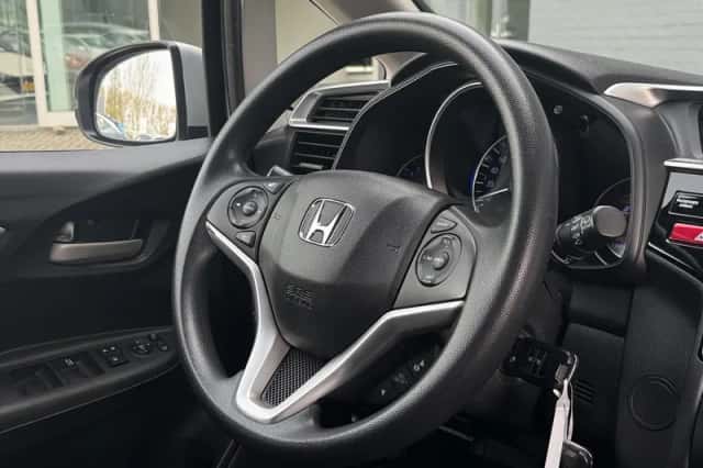 Honda Jazz (2016) thumbnail 18