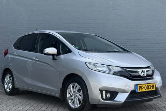 Honda Jazz (2016) thumbnail 4