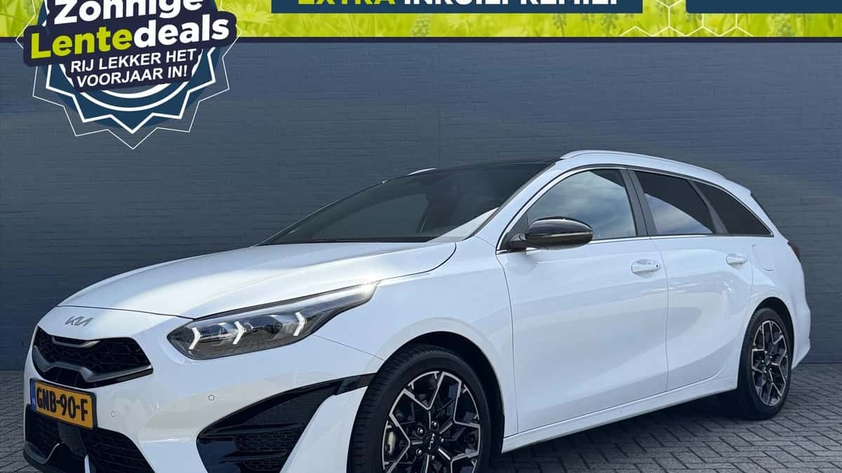 Kia Ceed Sportswagon (2024) — foto 1