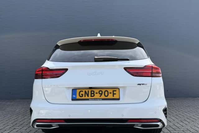 Kia Ceed Sportswagon (2024) thumbnail 8