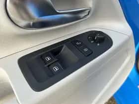 Volkswagen E-up! (2015) thumbnail 14