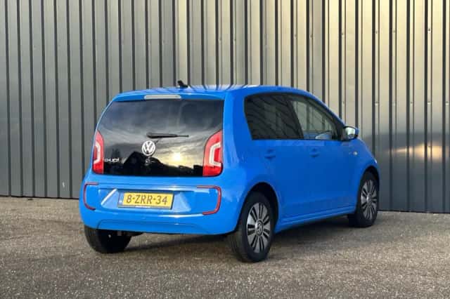 Volkswagen E-up! (2015) thumbnail 5
