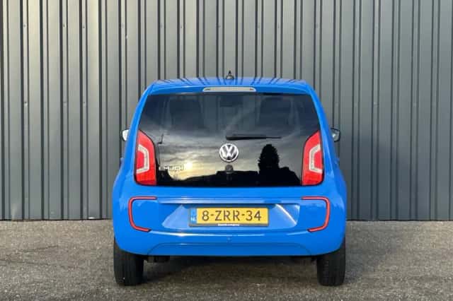 Volkswagen E-up! (2015) thumbnail 6