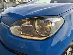 Volkswagen E-up! (2015) thumbnail 10