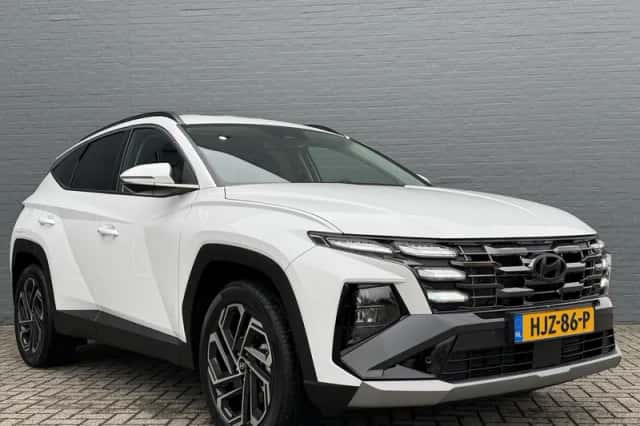 Hyundai Tucson (2025) thumbnail 3