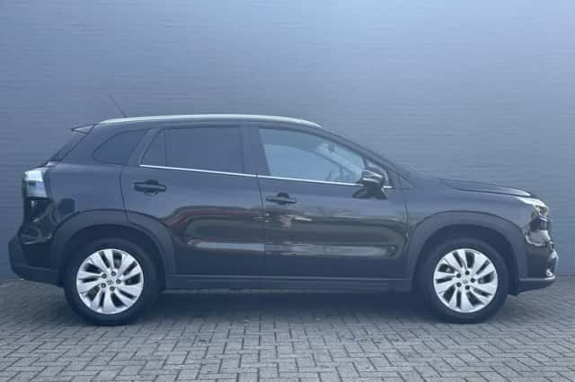 Suzuki S-Cross (2022) thumbnail 5
