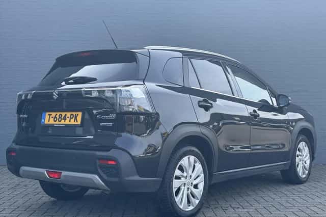 Suzuki S-Cross (2022) thumbnail 6