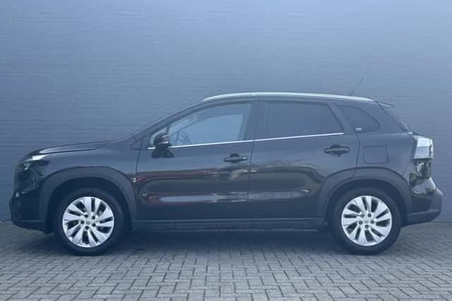 Suzuki S-Cross (2022) thumbnail 9