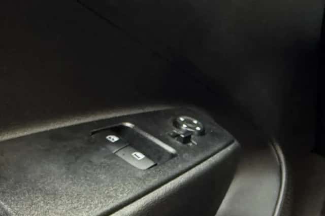 Hyundai i10 (2022) thumbnail 22