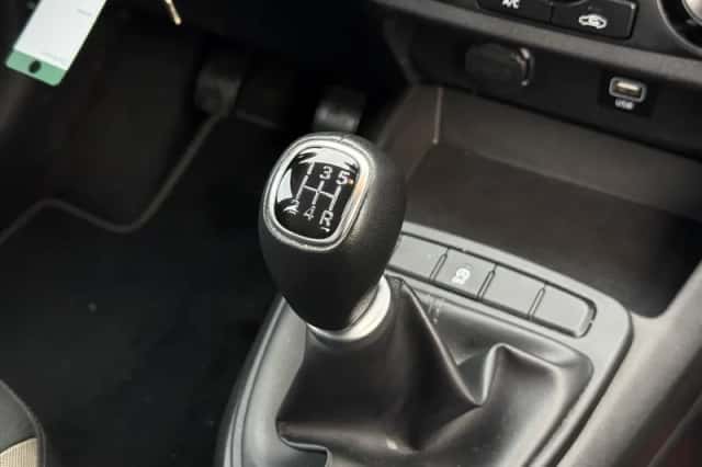 Hyundai i10 (2022) thumbnail 27