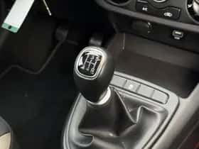 Hyundai i10 (2022) thumbnail 27