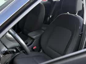 Hyundai Kona (2021) thumbnail 13