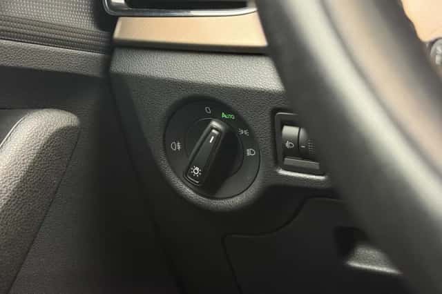 Škoda Kamiq (2021) thumbnail 25