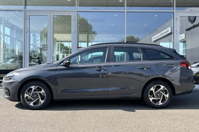 Hyundai i30 (2025) thumbnail 2