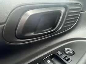Hyundai i20 (2024) thumbnail 36